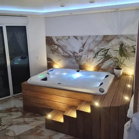 La Boheme Jacuzzi Et Terrasse Vu Sur Pic Saint Loup *